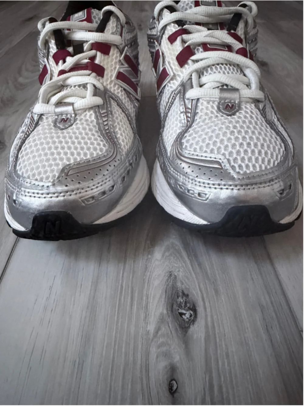 New Balance 1906R Silver Classic Crimson M1906REA Men 12 Women 13.5
